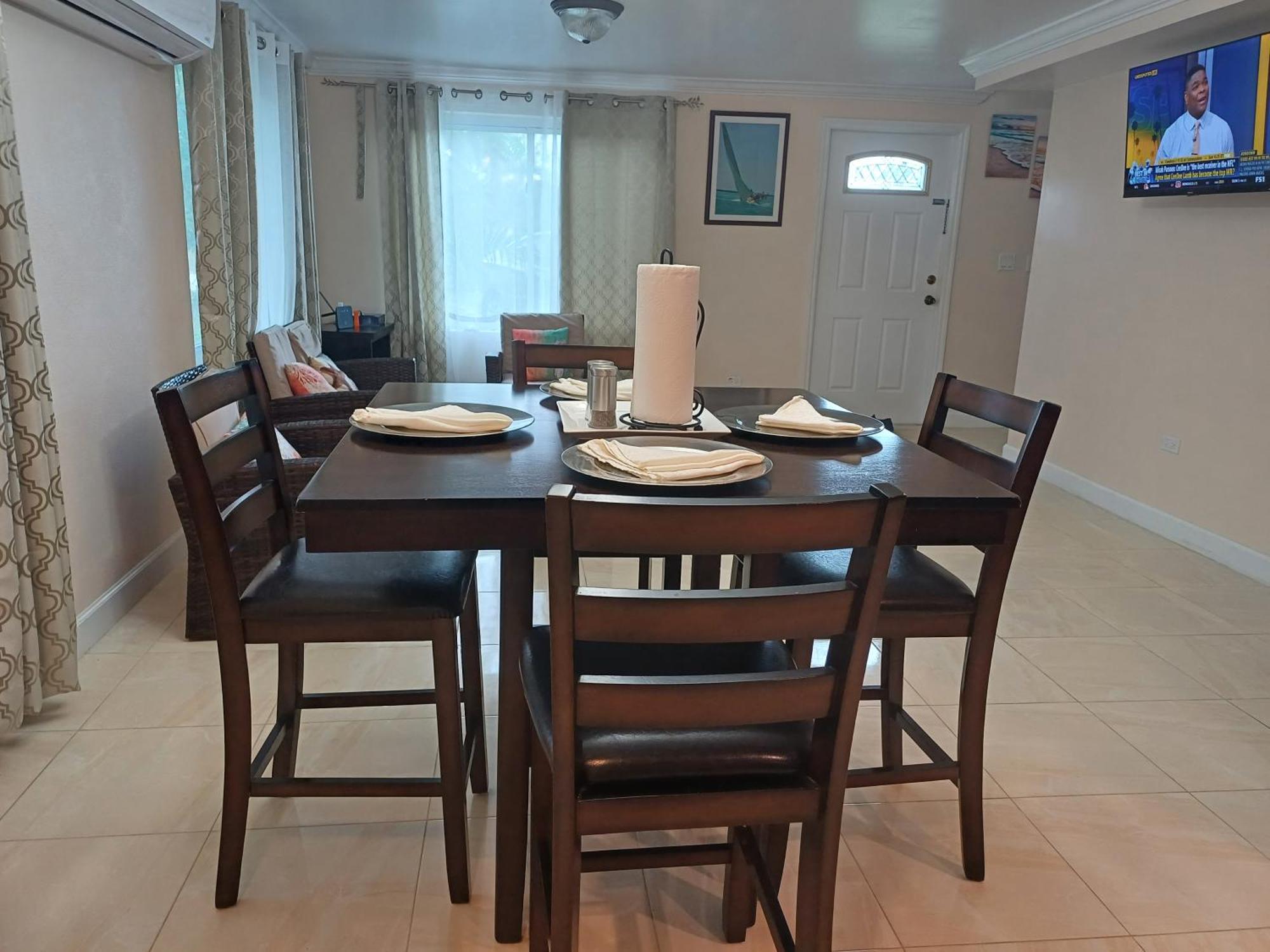 Apartment Da Bottom Curtis